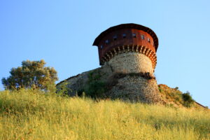 petrela castle (1)