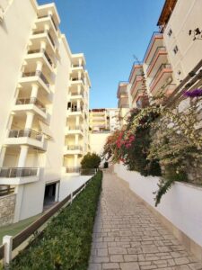 Albani's Luxury Sea View Apartament Sarande BIZZ.AL