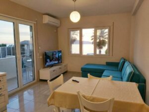 Albani's Luxury Sea View Apartament Sarande BIZZ.AL