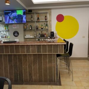Bobi Hotel BIZZ.AL